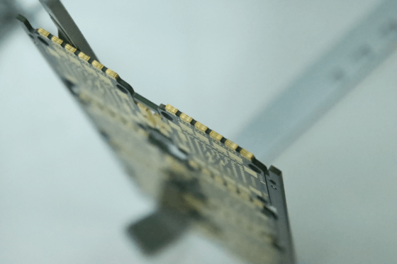 PCB金属包边工艺