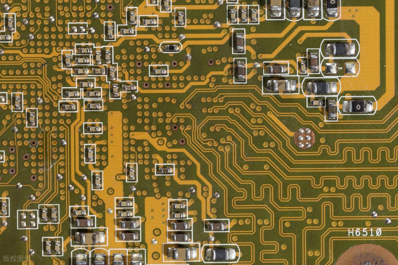 HDI板pcb定制厂家：HDI板生产交货周期