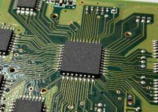 高频PCB信号跑不远、损耗大？90%的问题都和趋肤效应有关